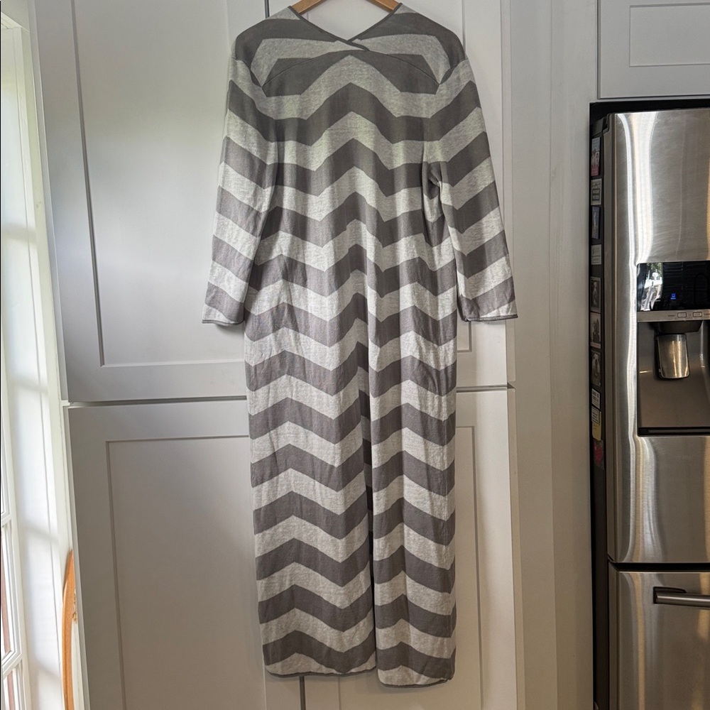 Garnet Hill Linen Maxi Chevron Pattern Grey and White Duster Cardigan Size L - Picture 4 of 6